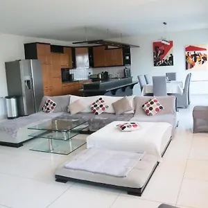 Appartement Magnifique T3 Face Au Wifi Et Parking, Évian-les-Bains